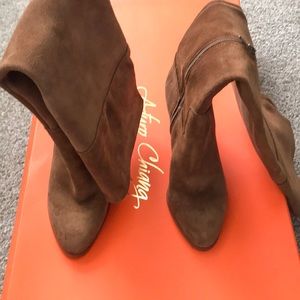 Arturo Chiang Shoes - Brown Suede Over the Knee Boots Arturo Chiang Shoes - Brown Suede Over the Knee Boots